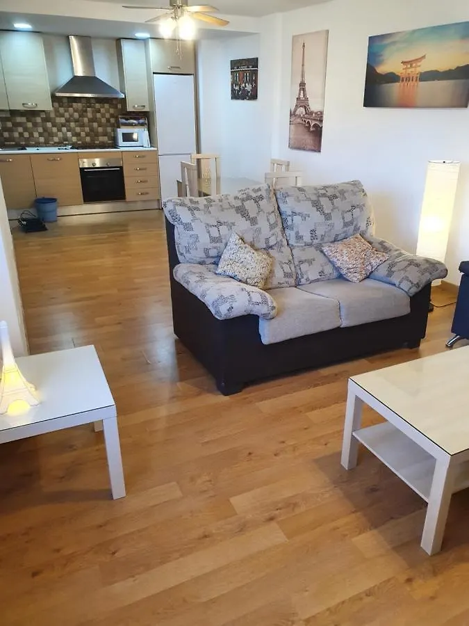 1F, Aire Acondic, 80M2, 2 Dormitorios, 4 Huespedes, Wifi Gratis La Linea de la Concepcion Apartment