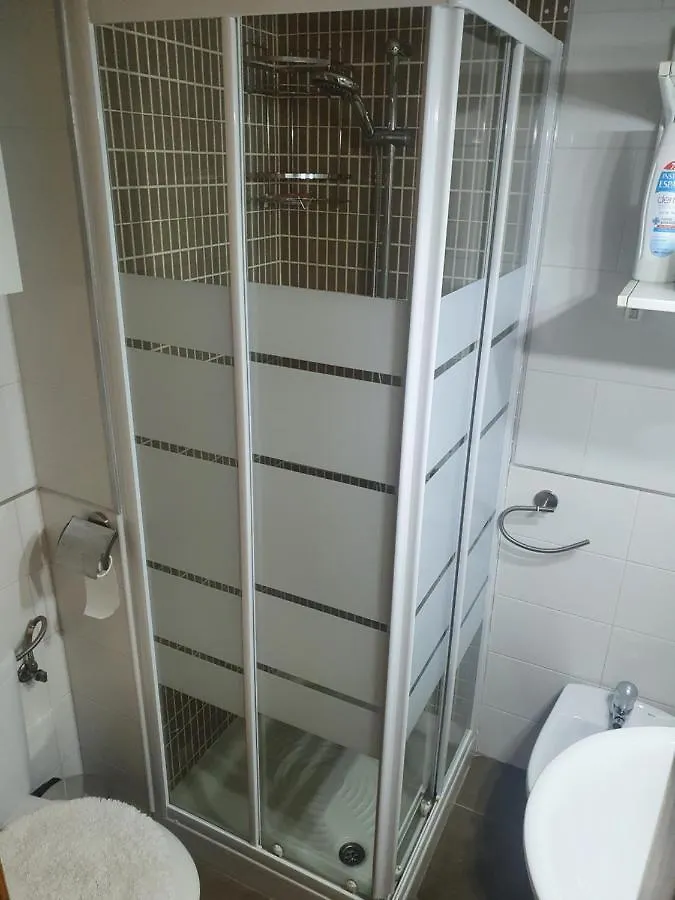 Apartment 1F, Aire Acondic, 80M2, 2 Dormitorios, 4 Huespedes, Wifi Gratis La Linea de la Concepcion
