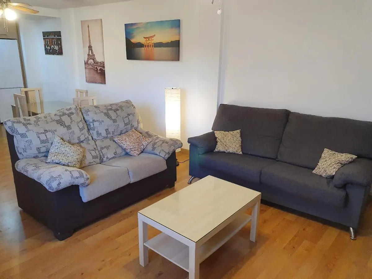 Apartment 1F, Aire Acondic, 80M2, 2 Dormitorios, 4 Huespedes, Wifi Gratis La Linea de la Concepcion