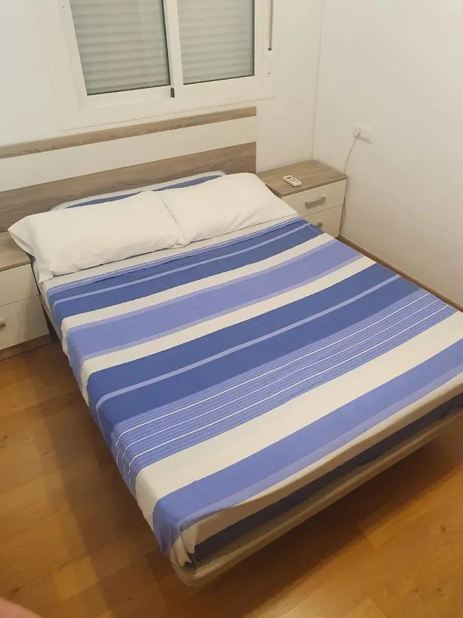 1F, Aire Acondic, 80M2, 2 Dormitorios, 4 Huespedes, Wifi Gratis La Linea de la Concepcion Spain